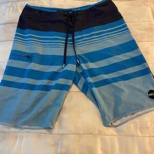 O’Neill Hyperfreak Men’s Boardshorts – Size 34